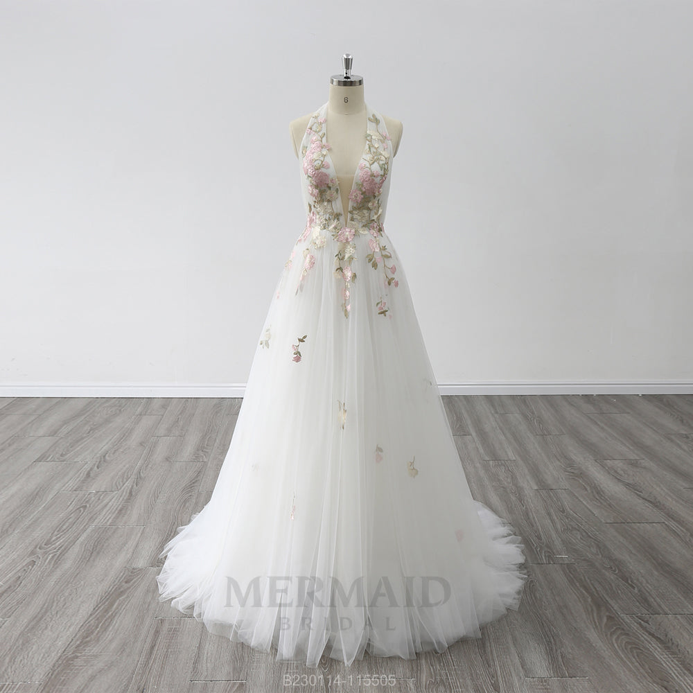 Halter Neck Bridal Gown  Sweep Train Boho Colored Wedding Dress 2023