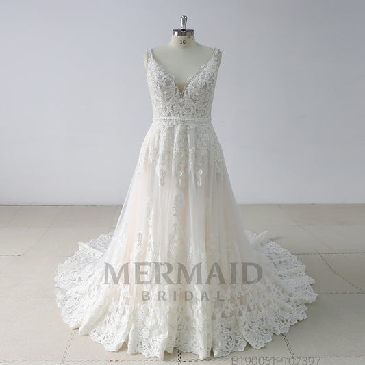 Heavy lace wedding gown backless plus size wedding dress