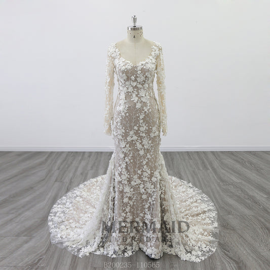 New Long Sleeves Beaded 3D Lace Wedding Dress