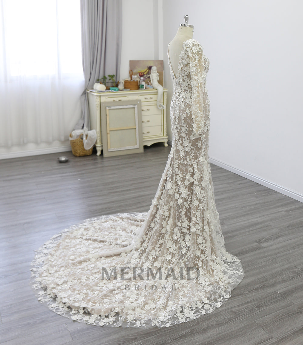 New Long Sleeves Beaded 3D Lace Wedding Dress