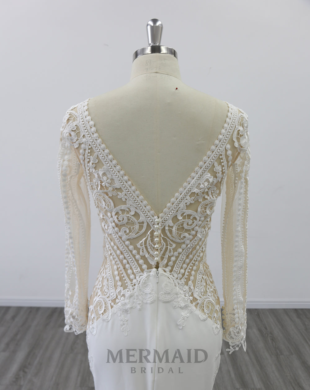 New Long Sleeves Lace Crepe Wedding Dress