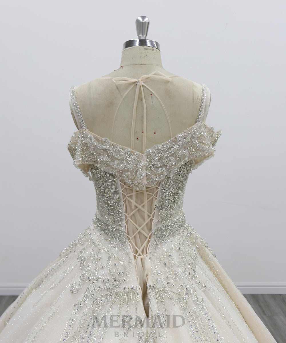 Luxury Cap Sleeve Dress Scoop Neck Cathedral Train Beading Ball Gown Wedding Dress vestidos de novia