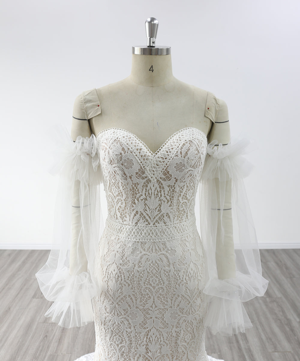 Long Sleeves Sweetheart Necking Beaded Mermaid Wedding Dress 2023