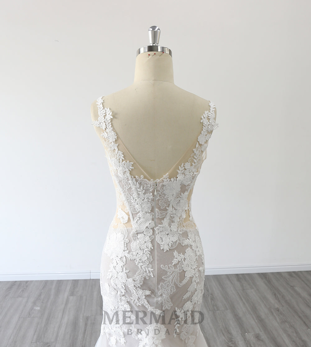 New Backless Lace Gown Mermaid Wedding Dress 2023