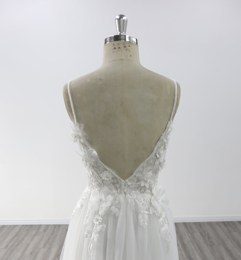 Spaghetti Straps V Neck Floor Length 3d Lace Outdoor Beach Bohemian Wedding Dress